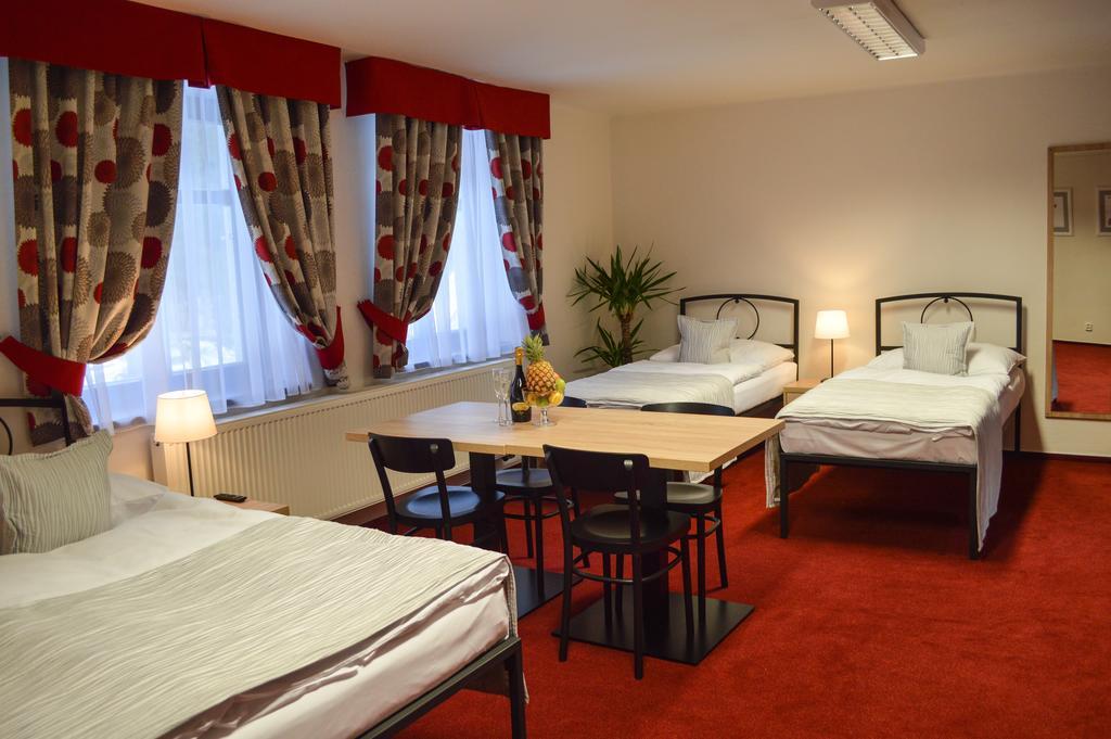 Penzion Obora Poděbrady Zimmer foto